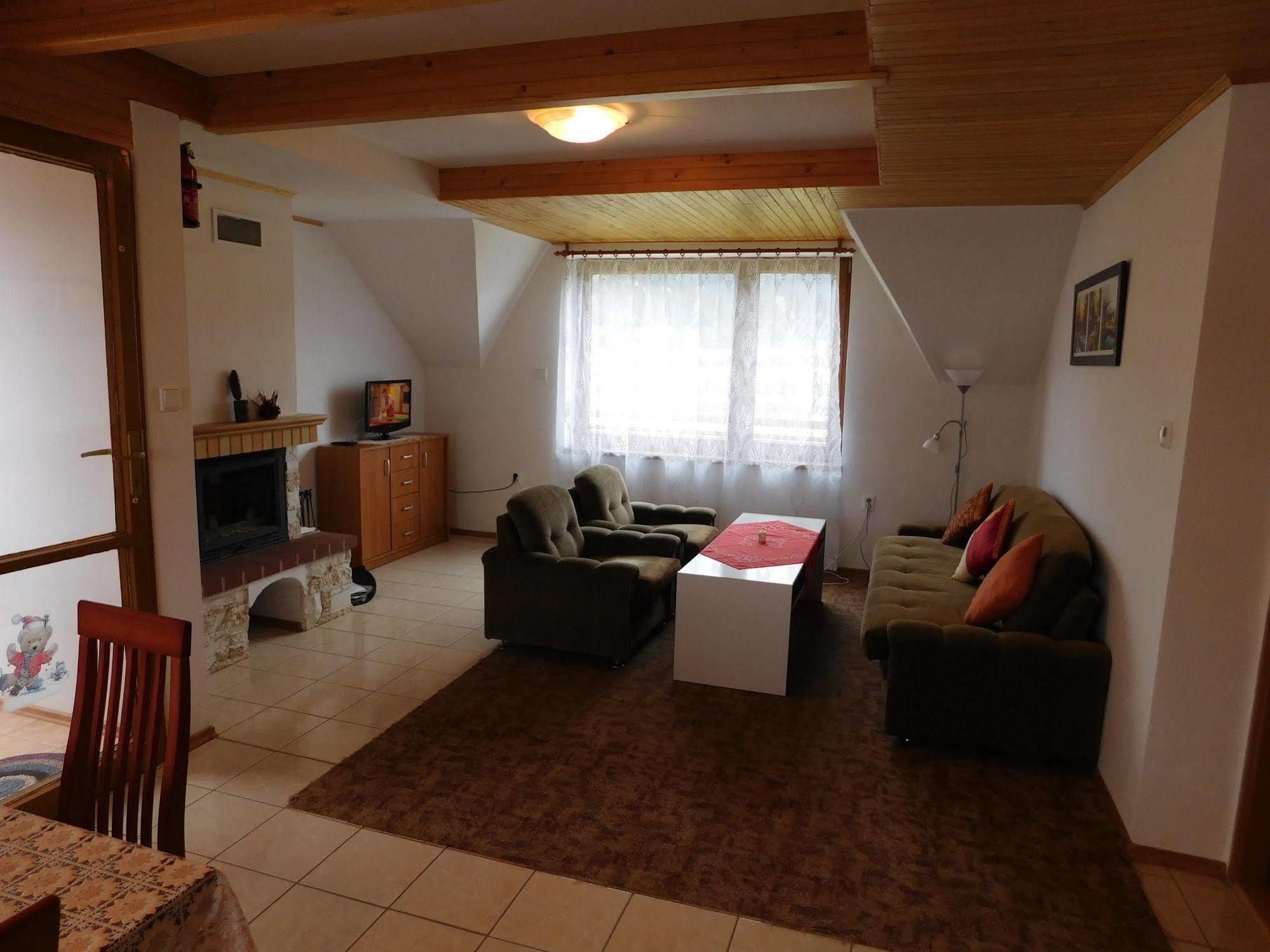 Apartmany Tania Závažná Poruba Εξωτερικό φωτογραφία