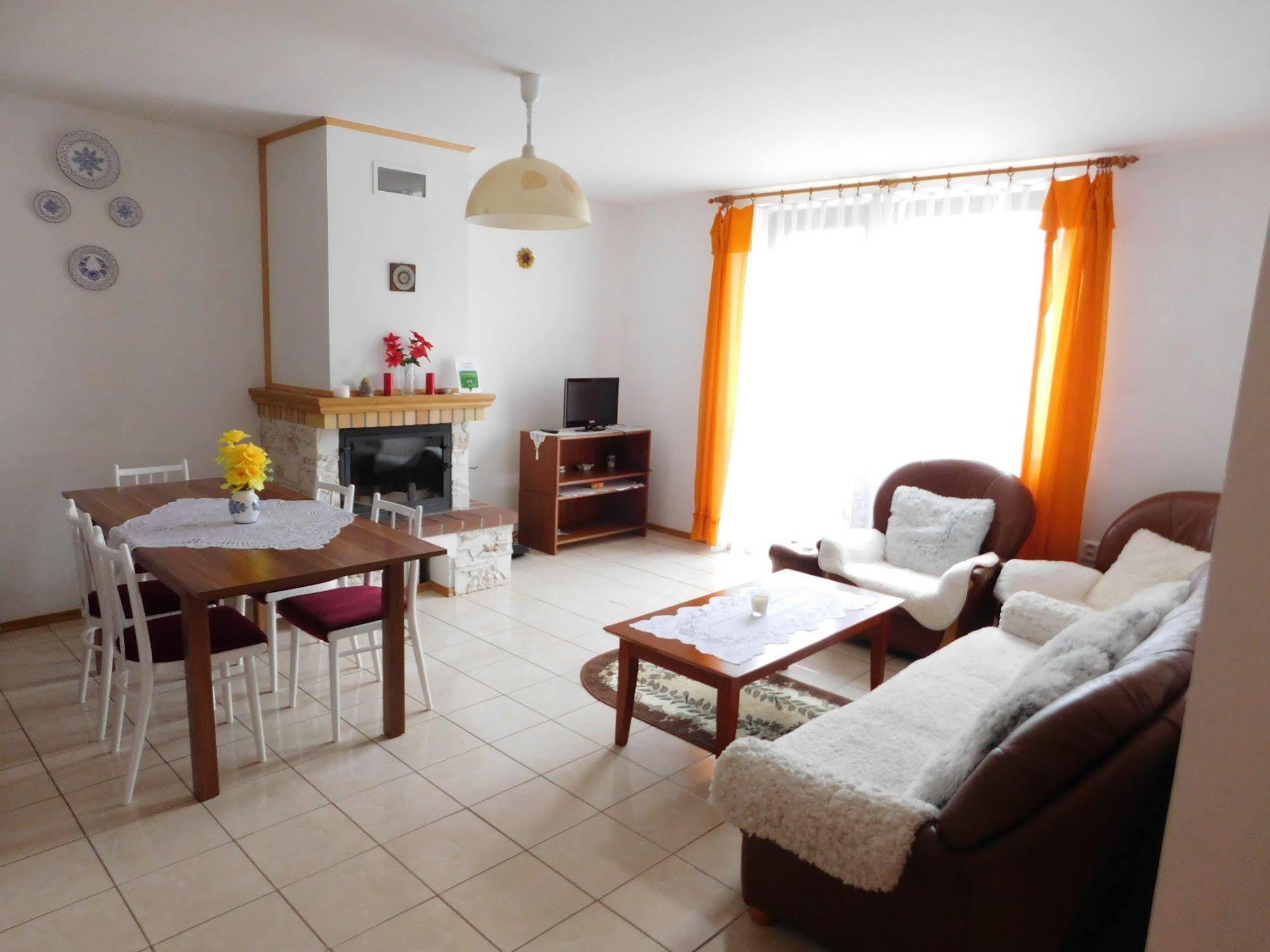 Apartmany Tania Závažná Poruba Εξωτερικό φωτογραφία