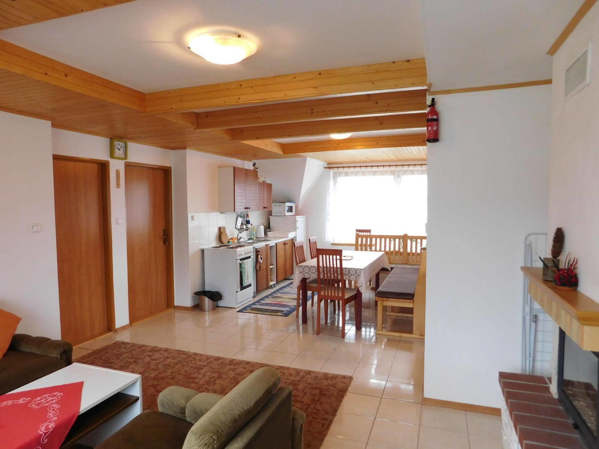 Apartmany Tania Závažná Poruba Εξωτερικό φωτογραφία